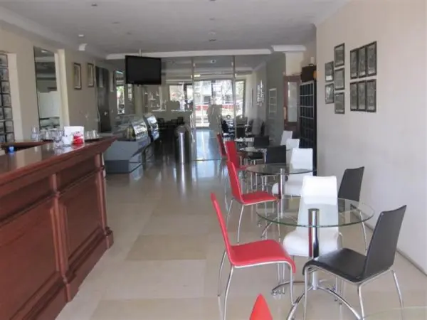 Large Restaurant For Rent On the Strand Seafront with Outdoor Terrace