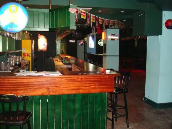 300 square metre Bar in the centre of Bugibba for rent