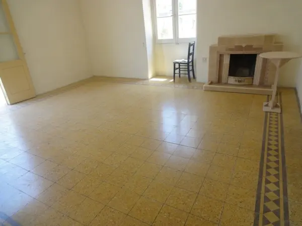 Ta Xbiex , Office situated in a Palazzo that consists of 100sqm