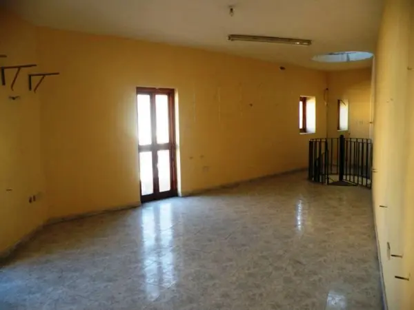 Shop for rent in Hamrun