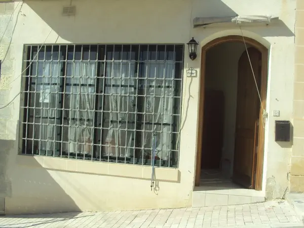 Office for rent with Permits in Gharghur