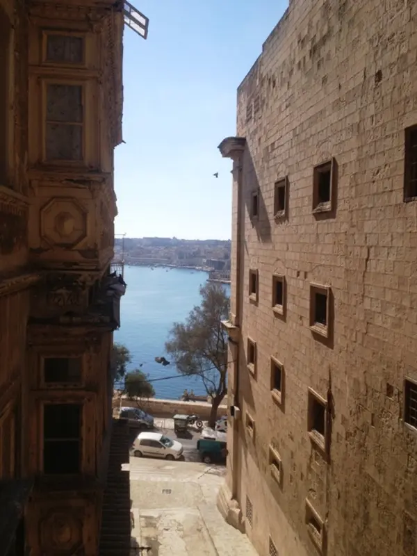 Fully Serviced Valletta Palazzo Served with Lift