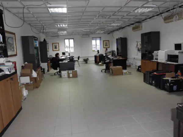 130 square metre open-plan modern office