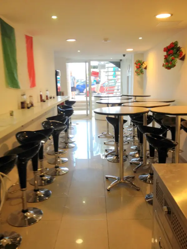 Gzira seaview shop class 6