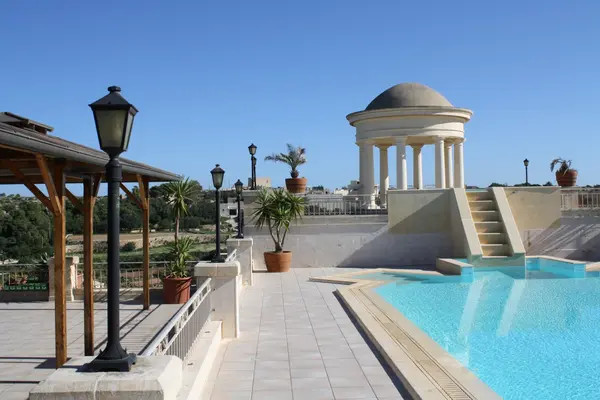 Exclusive Wardija Villa with Expansive Gardens