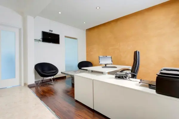 A Very Modern Seafront Office in a Great Location for rent