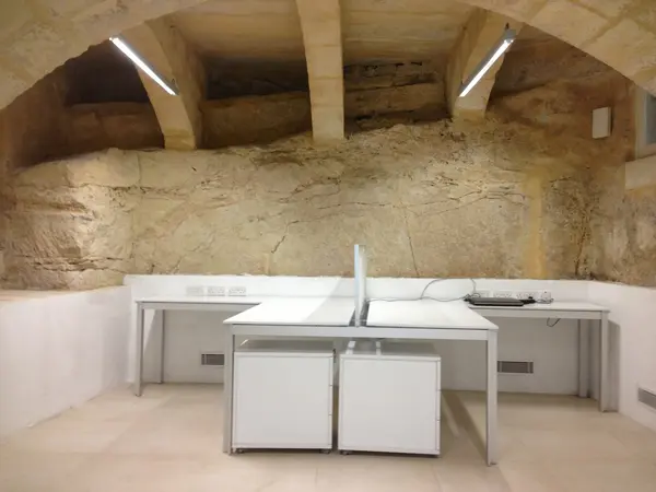 New office space for 2 / 4 in this lovely refurbished building