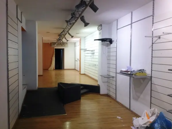 Shop / Office For Rent Situated in a Street just off Republic Street