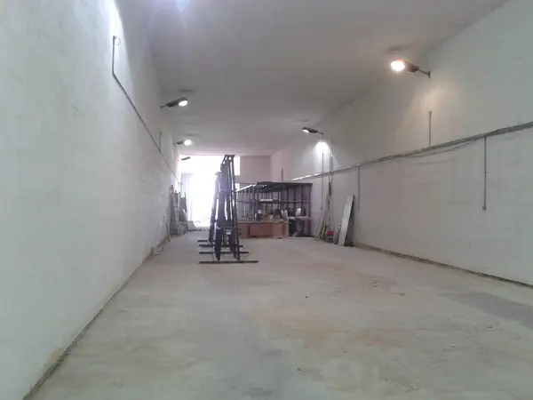Large 480 square metre warehouse in very central area in Qormi for rent