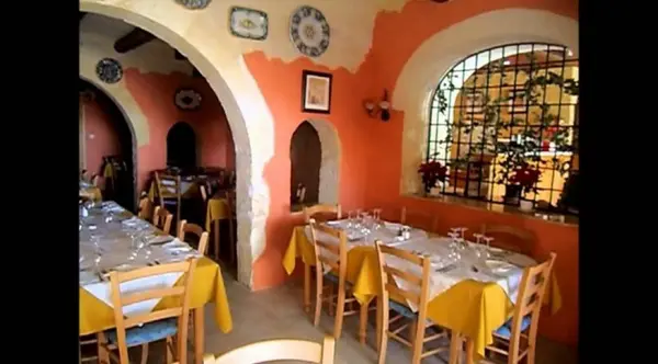 Restaurant / Cafeteria situated on the outskirts of Valletta , perfect for the right Concept