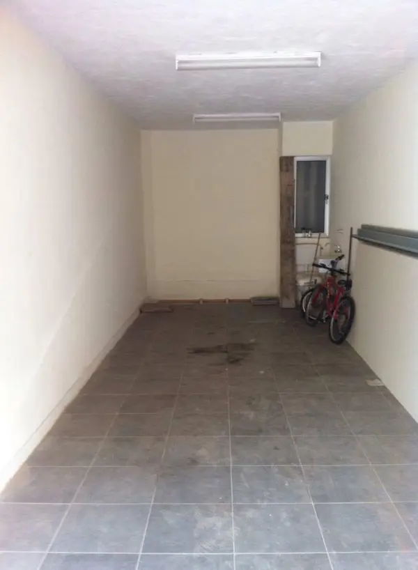 Real Estate Malta: Class 4 shop in Lija