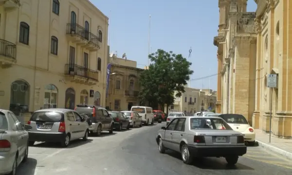 A Bright Central Office in Naxxar