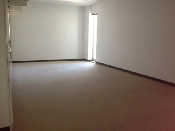 Large 300sqm Corner Office