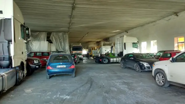 Malta Real Estate: 1500 square metre Warehouse In Zebbug