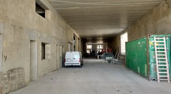 Mriehel 5500sqm space for rent as a commercial building