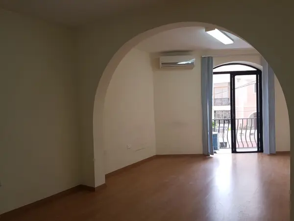 Modern Office In Prime Area