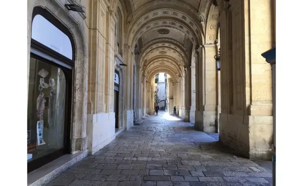 Shop on 3 Floors For Rent in The Centre of Valletta