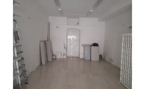 Shops for rent in Malta: 46sqm premises for rent in Mellieha
