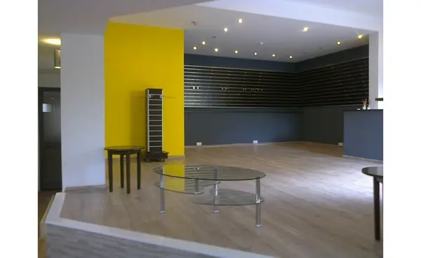 Office Space Malta: 80sqm in Mosta for rent with class 4 permits