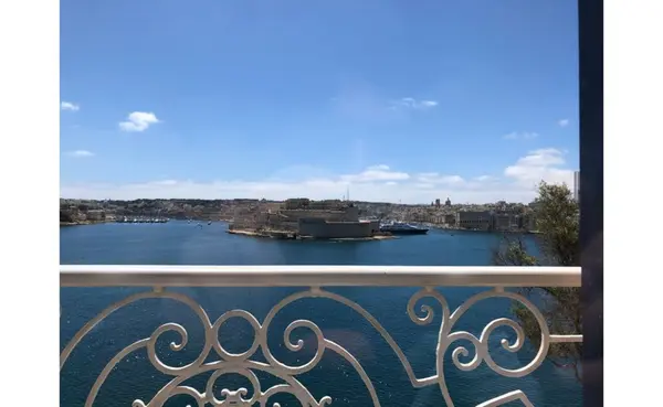 Seafront Office in Valletta with Views for rent