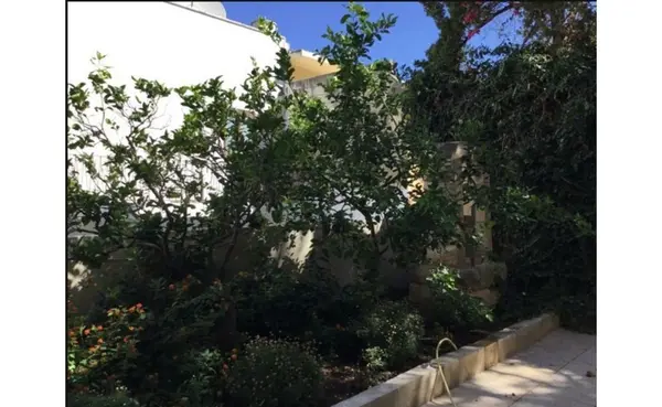 Beautiful 3/4 bedroom corner House in Ta Xbiex for rent situated in this high class neighbourhood