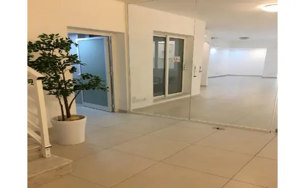 Ground floor office for rent in Sliema