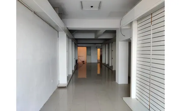 Shop to let in Malta: Bugibba 80 SQM premises for rent