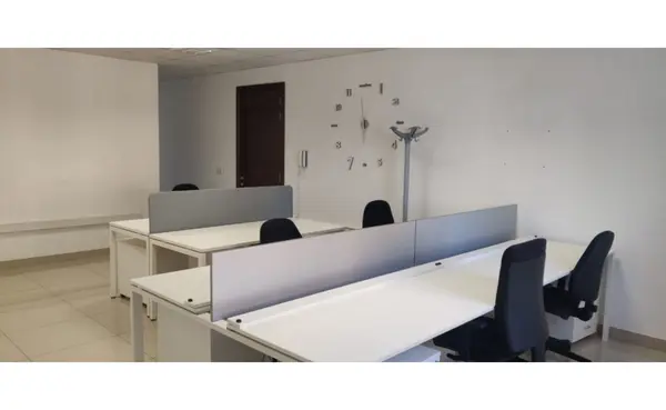 Offices to let Malta: Spacious and Bright Office in Naxxar