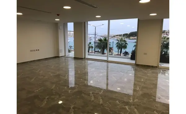 modern 450 sqm office for rent on the strand