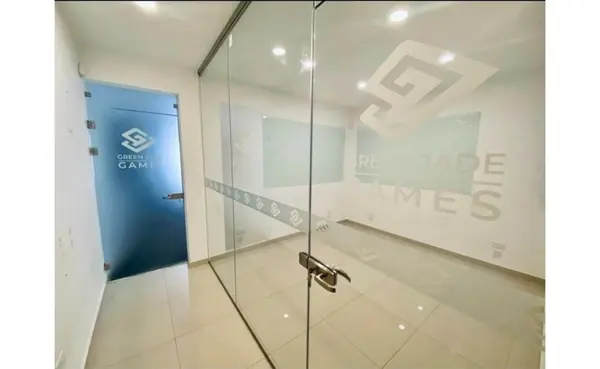 New 100 square metre office in Gzira