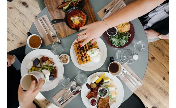 Shop Ideal as a Cafeteria or Gelateria for rent Situated close to Preluna Hotel, Sliema