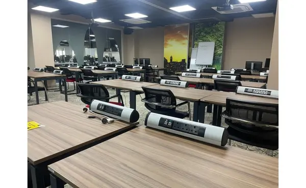 1500sqm of Office Space ready to move into in Santa Venera