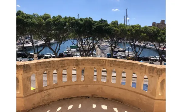 Beautiful Seafront Palazzo Over looking the Marina with a Large Terrace