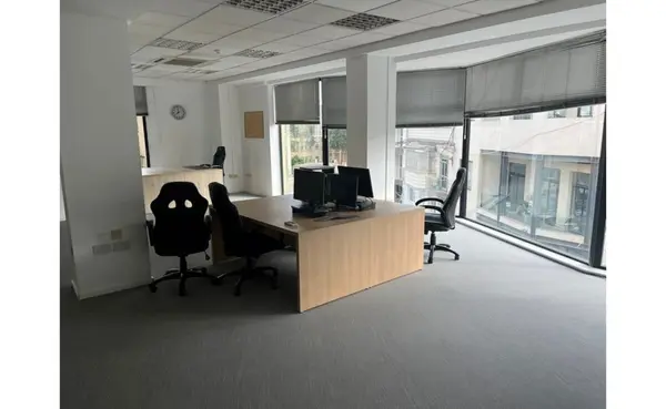 Offices to let in Malta: Gwardamangia 135sqm Office to let in a smart Building , optional parking available