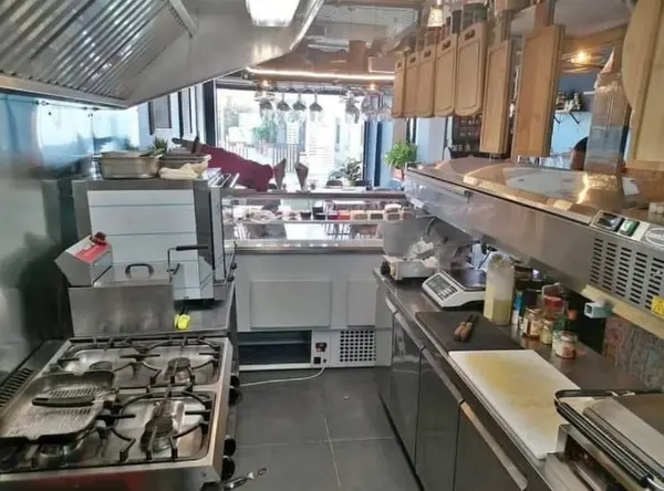 Class 4D Takeaway for Rent in Gzira - Exclusive Business Opportunity