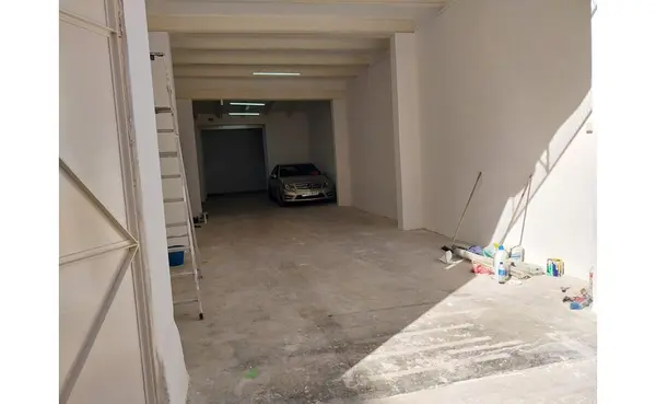 Estate agents Malta: Hamrun 71sqm warehouse for rent