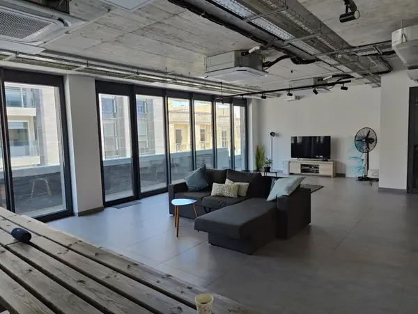 Ta' Xbiex 490sqm office to let