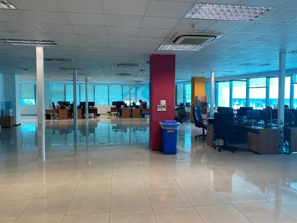 800sqm Office with Class 2B Permits to Let in Paola