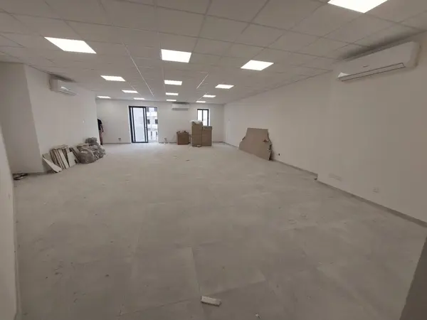 Modern Offices: Fourth Floor Workspaces in Sliema