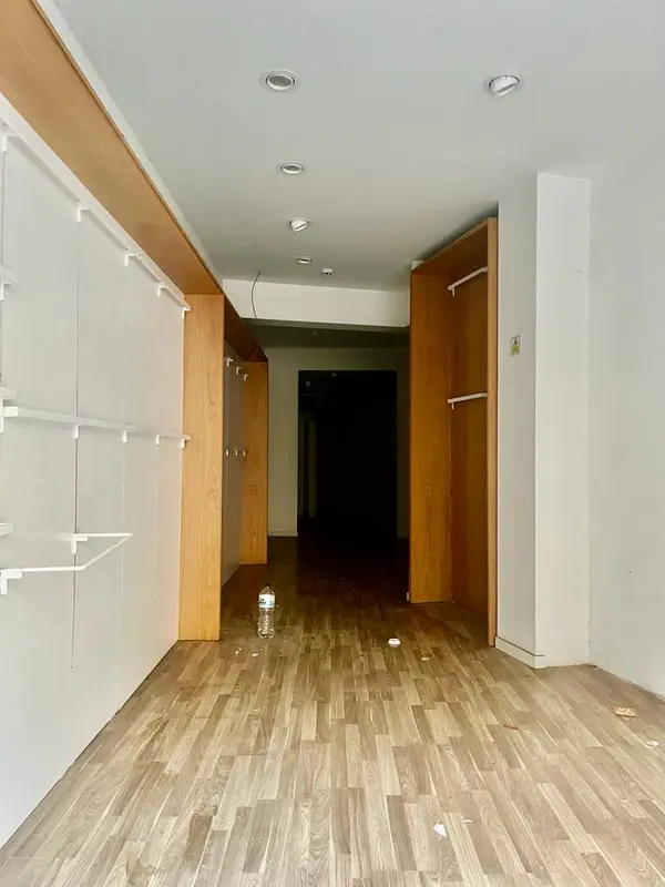 Sliema tower road shop to let with excellent passing trade