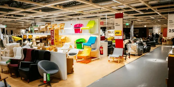 Paola Showroom Rental: 850sqm Ground Floor Space with Open Plan Layout