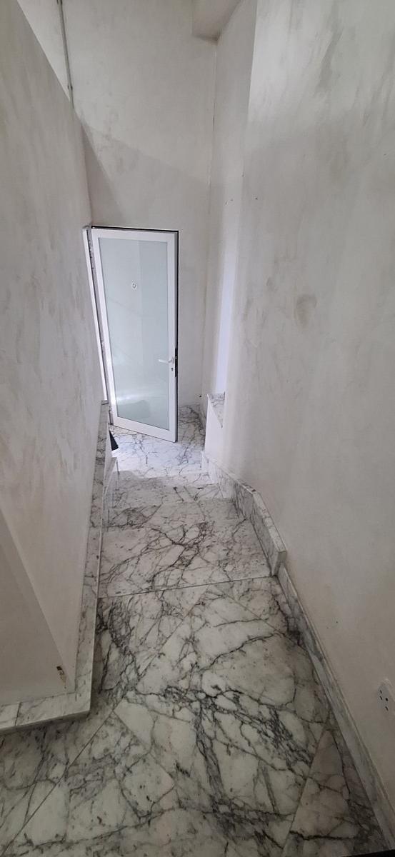 60sqm ground floor office for rent in Bugibba