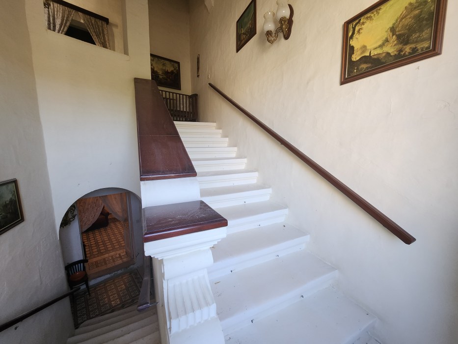 Large townhouse for sale in Ghajnsielem, Gozo