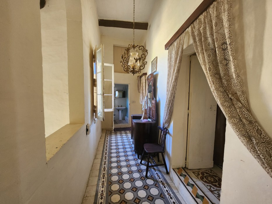 Large townhouse for sale in Ghajnsielem, Gozo