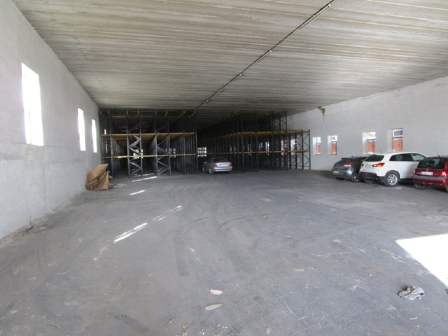 500 square metre warehouse in Qormi to let