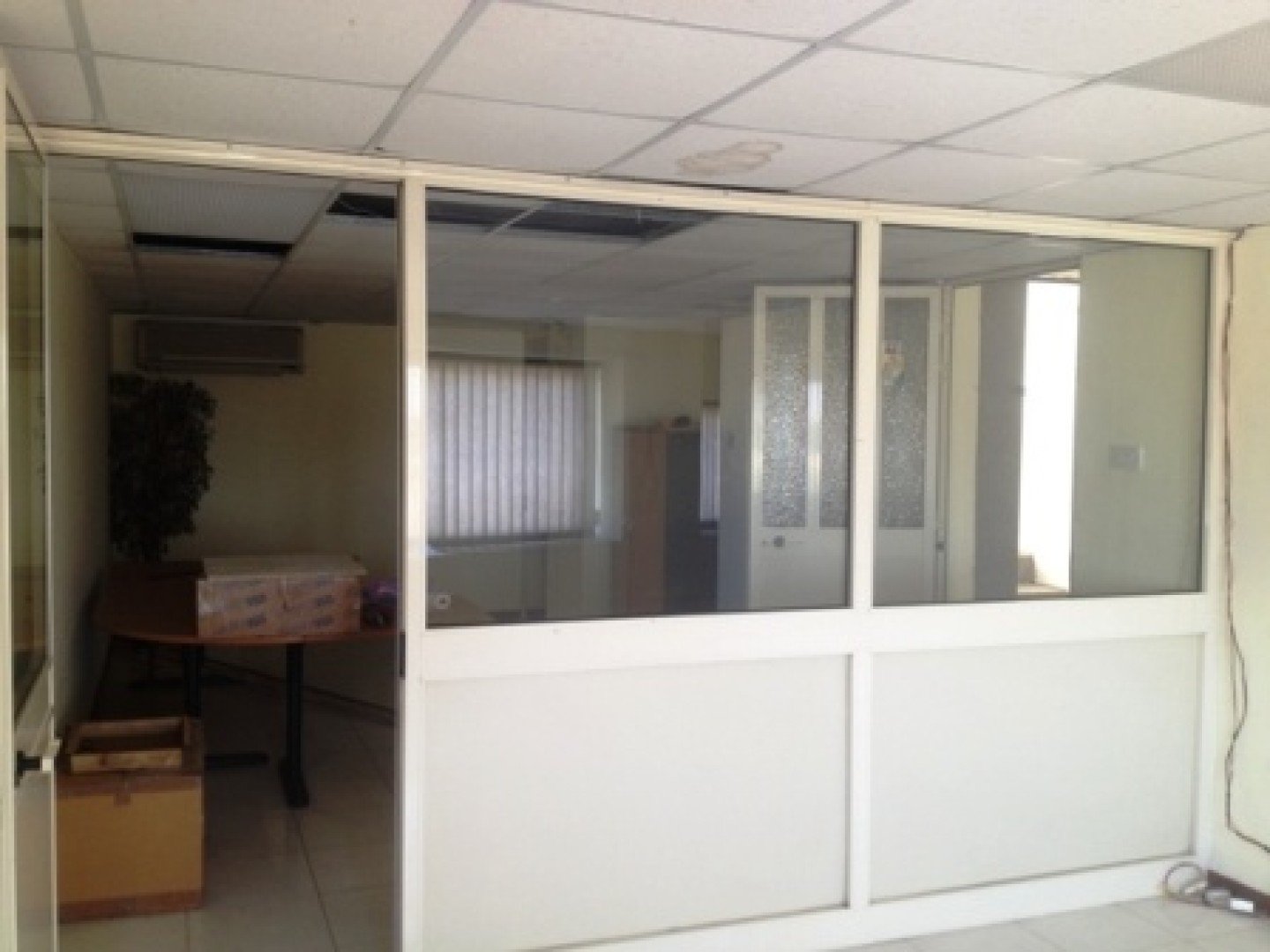 Spacious Corner Office in Luqa for rent