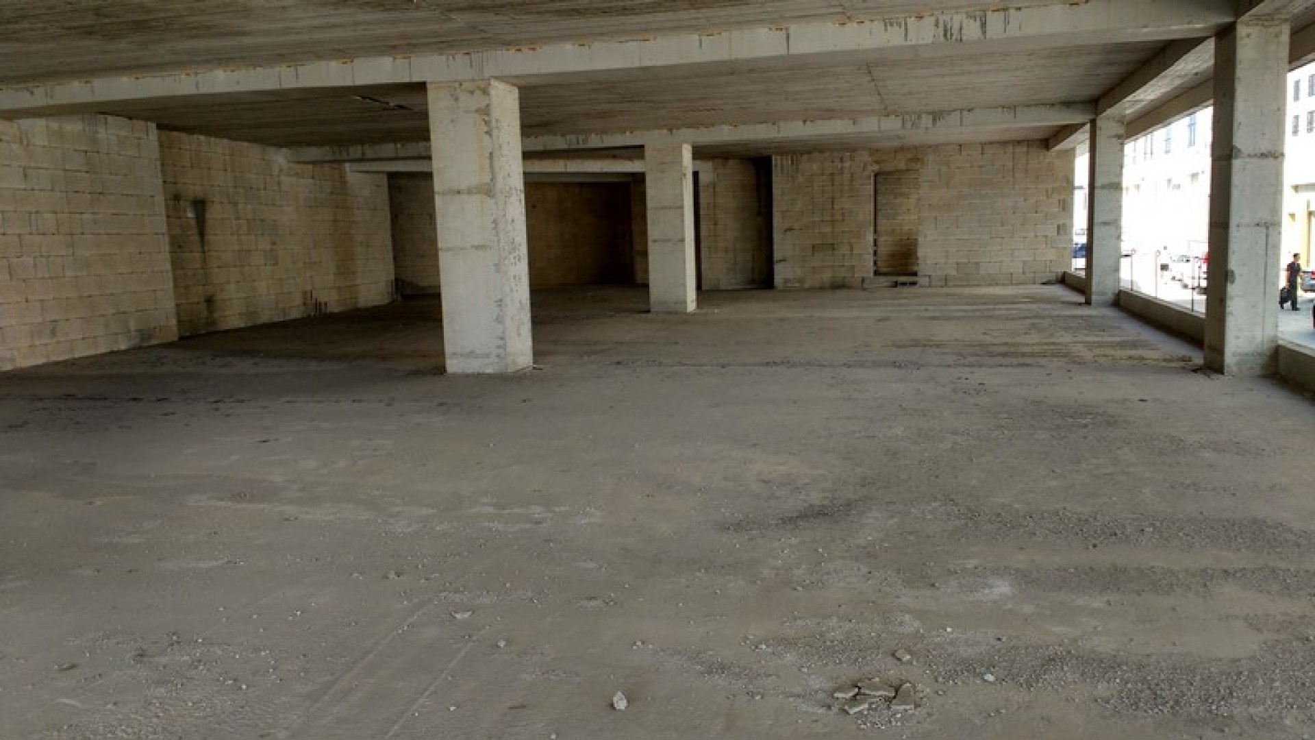 Showroom or Office Block Close to Lidl in Qormi approx 4000 square metres for sale/to let
