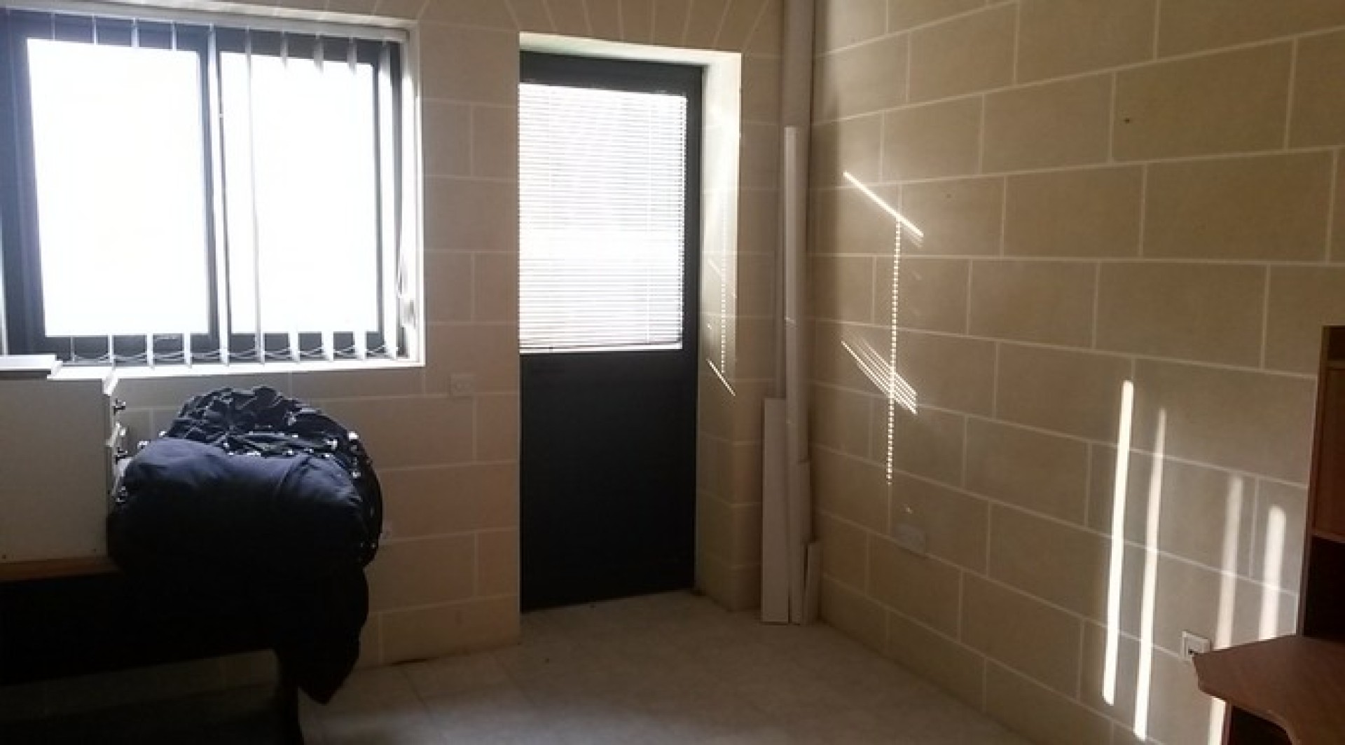 Real Estate Malta: 70 sqm office in Ghaxaq
