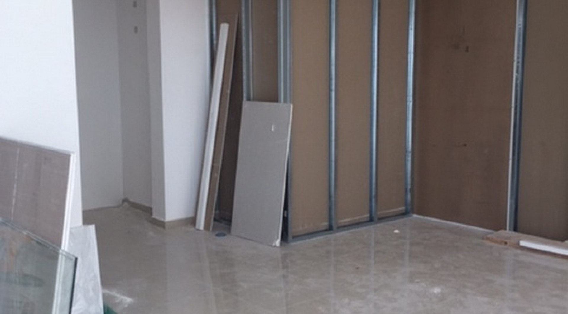 Brand new ground floor 80sqm office in Gudja