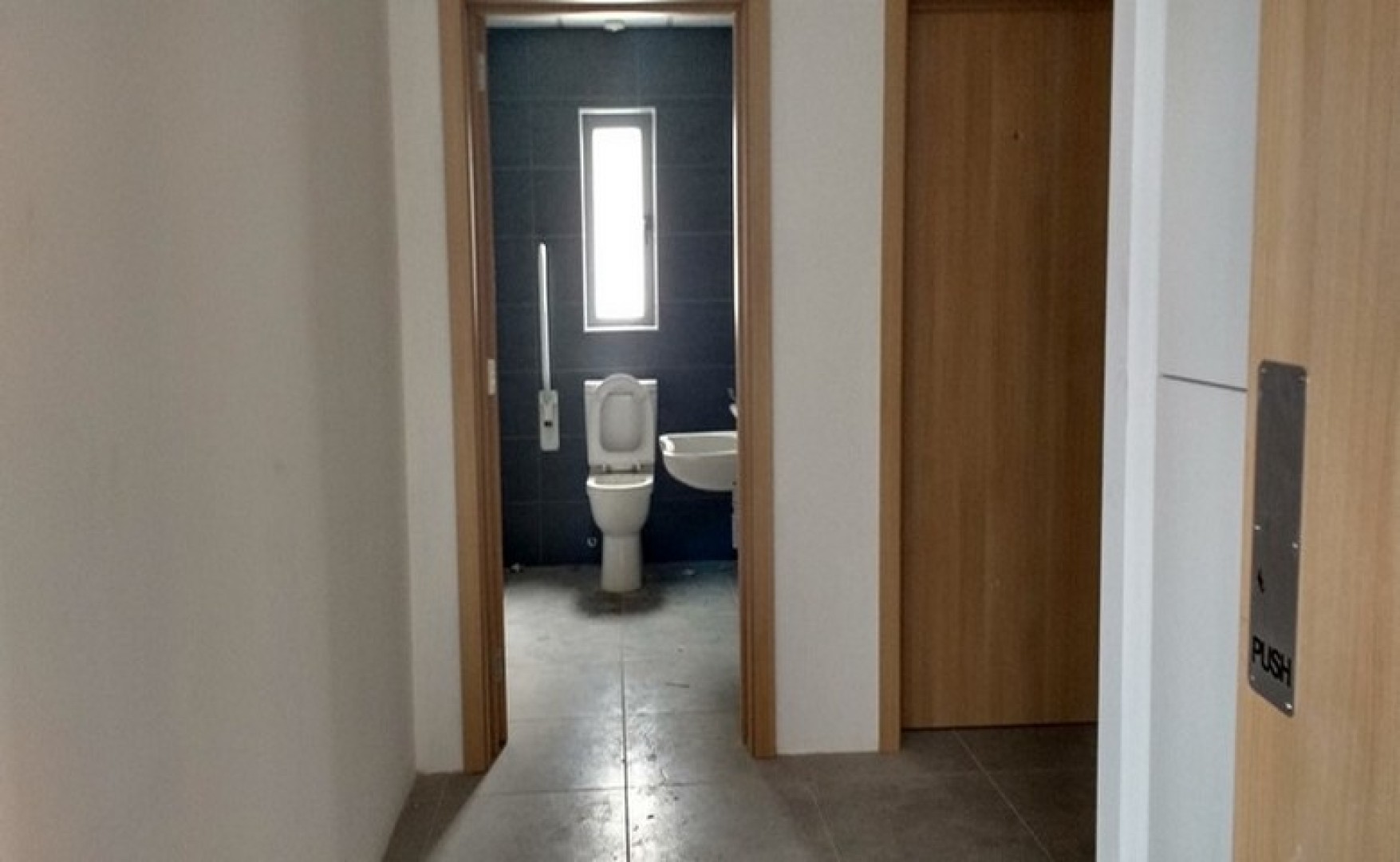 Open Plan Office in Central location for Rent